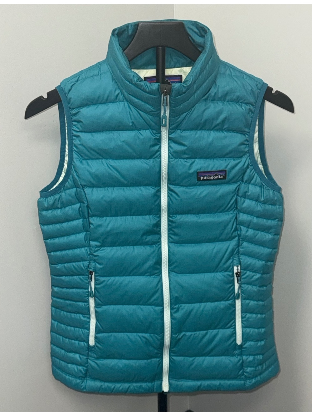 Patagonia Women’s Size Small Tobago Blue Goose Down Sweater Full Zip Vest Jacket